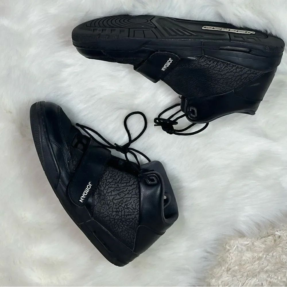 JORDAN SNEAKERS 